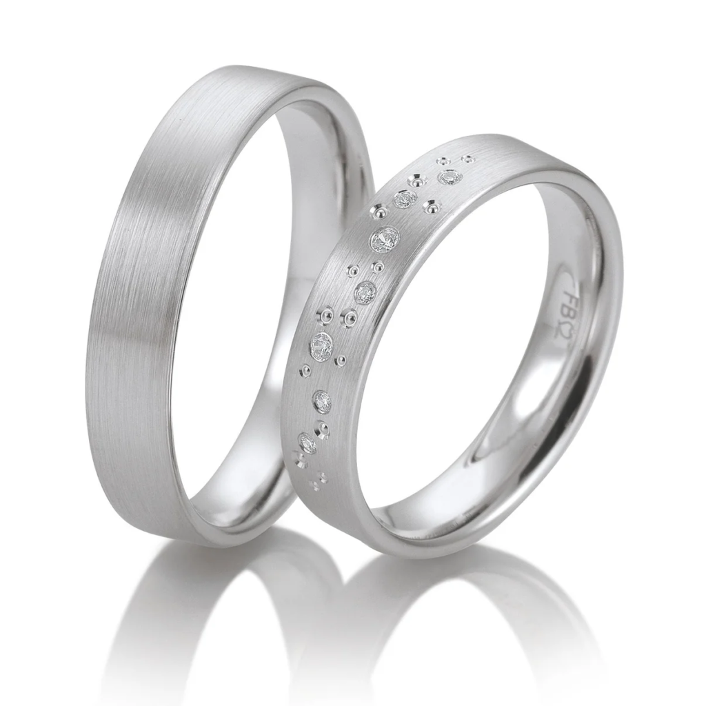 Eheringe Basic Light 3 von Breuning - 7 Diamanten 0.048 ct., 4.5 mm